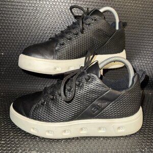 ECCO Street 720 Vented Gore-Tex Waterproof Athletic Sneaker Women’s Size 5-5.5